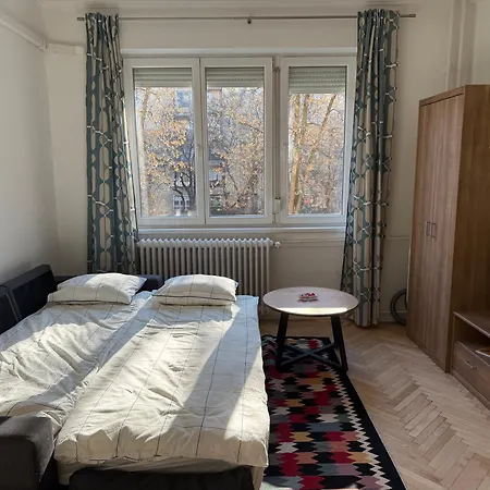 Buda's Crib - Quiet Apatment With Great Access To The Highlights, Restaurants, Shopping Apartament Budapeszt